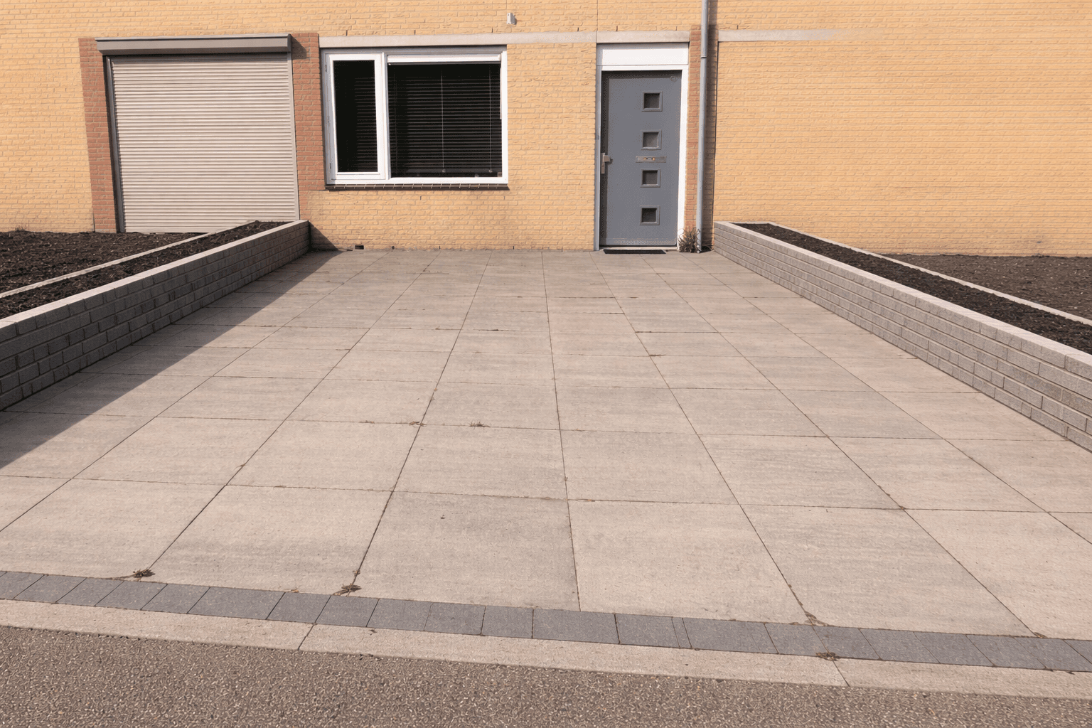 Garden before redesign